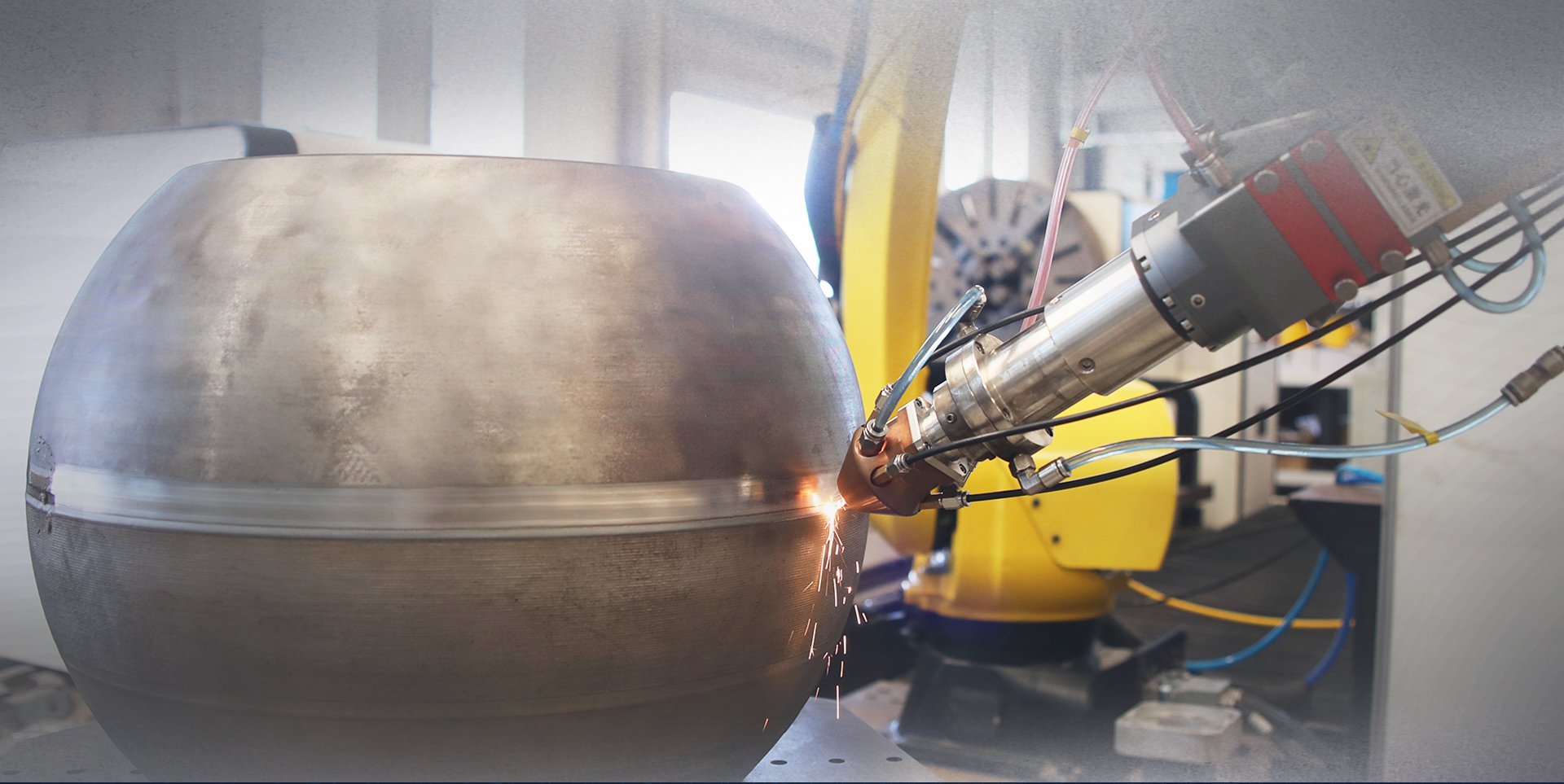 八軸聯動無死角